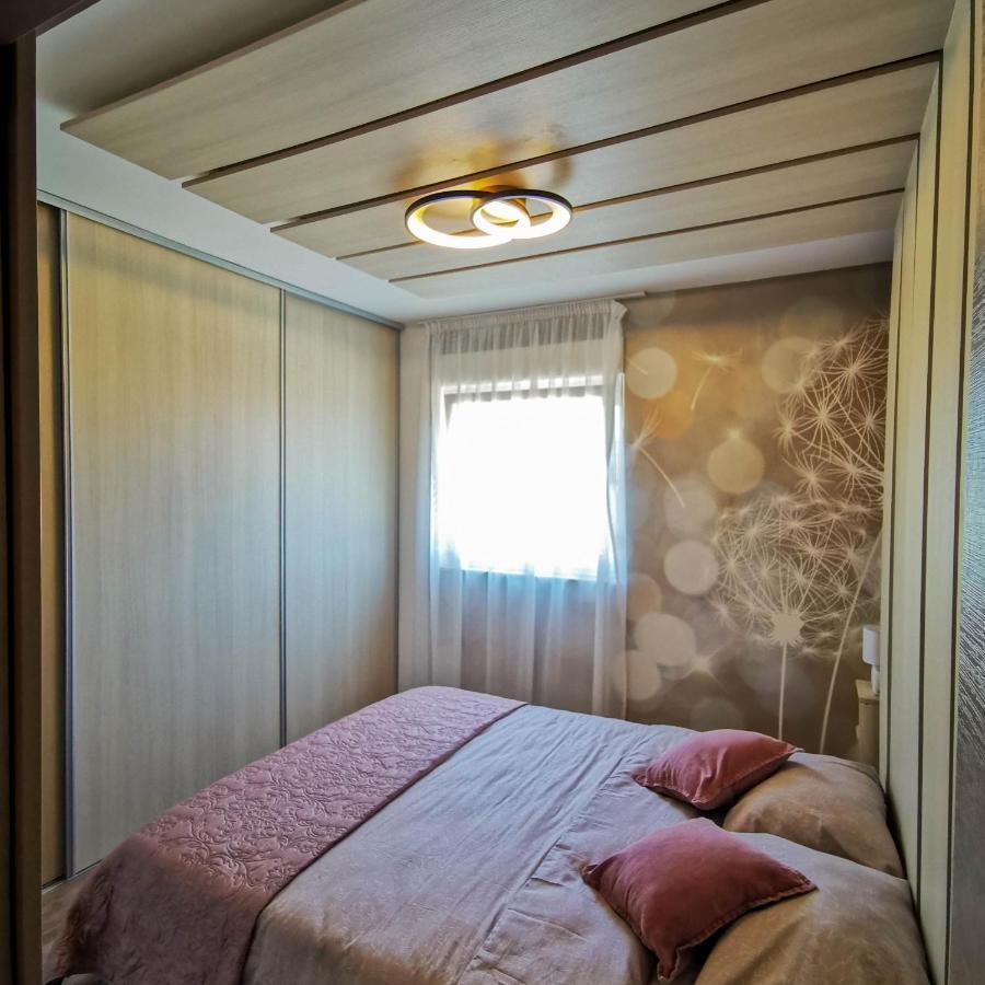 Apartment Liznjan Ngoại thất bức ảnh