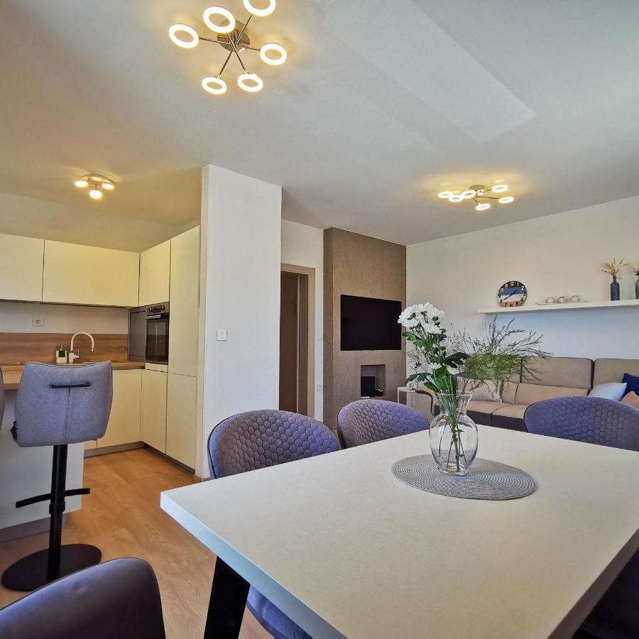 Apartment Liznjan Ngoại thất bức ảnh